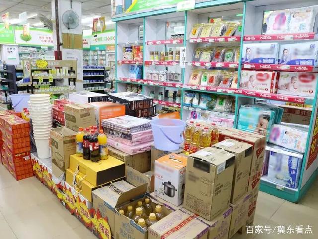 實體經濟不景氣，連鎖藥店為何逆勢擴張？藥店店長揭秘兩大原因